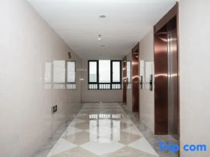 Xiyue Cinema Apartment (Changzhou North Railway Station)