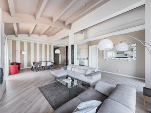 Residenza Miralago With Pool - Penthouse With Lake View