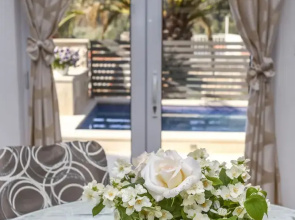 Villa Capitis in the Centre-Central Luxury Escape with Private Pool