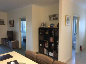 Lyreen's Apartment B&B