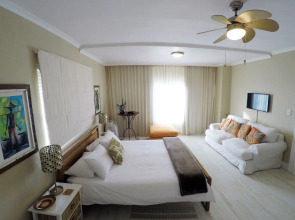 Dolphin Inn Guest House