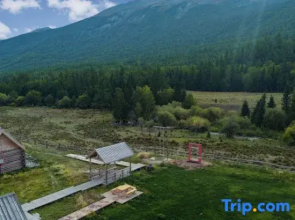 Kanas Anyu Hidden World Homestay