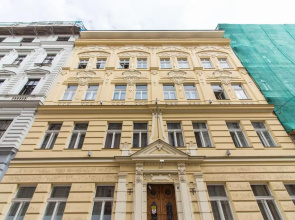 Lesser Town Apartment