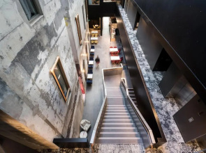 The Melbourne Hotel