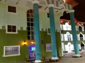 De'Bliss Gold Hotel & Suite