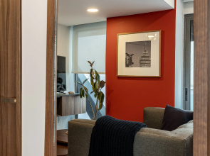 Casai Roma 1 BR Urban Escape