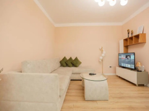 Miku Apartment-Spectacular 1BD At Komuna e Parisit