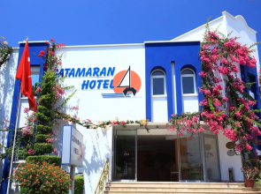 Catamaran Hotel