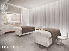 SLS Dubai Hotel & Residences