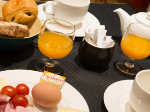 Etoile Park Hotel