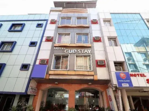 OYO 27866 Hotel Gud Stay
