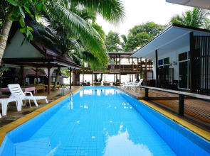 Apple Beachfront Resort