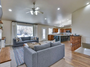 Layton Home w/ Pool + Hot Tub, 23 Mi to Snowbasin!
