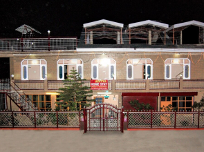 Aditya Home Stay