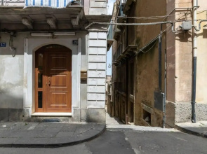 La Casa di Andrea Sleeps 5 With Parking
