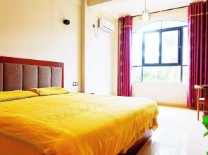 Sanya Jinji Liyuan Guesthouse