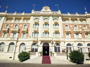 Grand Hotel