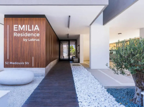 Lunette Artful 1-BR Apartment in Larnaca