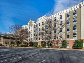 Comfort Suites near Birkdale Village- Huntersville