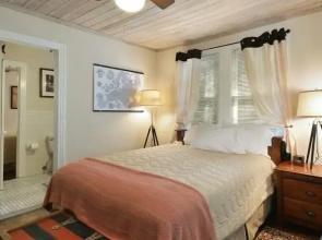 South Austin Cottage by TurnKey Vacation Rentals