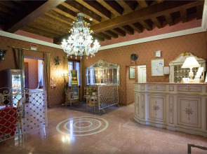 Отель Tre Archi