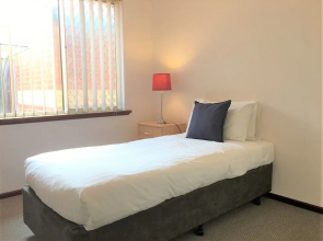 Victoria Park Villa 2