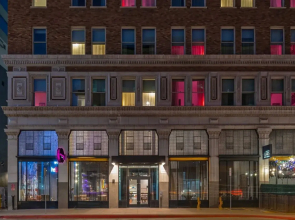 Moxy Phoenix Downtown