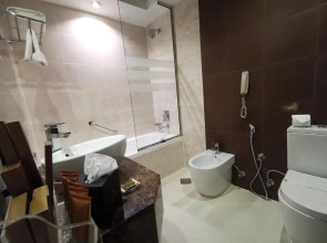 Отель Landmark Grand Hotel