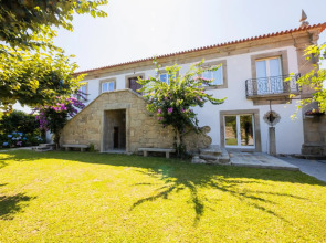 Linden Tree House A and B