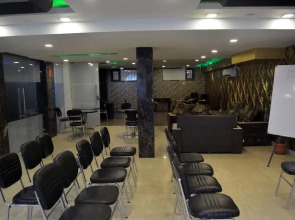 OYO 464 Hotel Lotus Palace