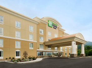 Holiday Inn Express & Suites, Caryville by IHG