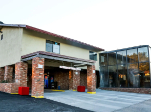 Red Roof PLUS+ Williams - Grand Canyon