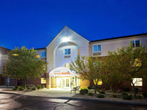 Sonesta Simply Suites Detroit Troy