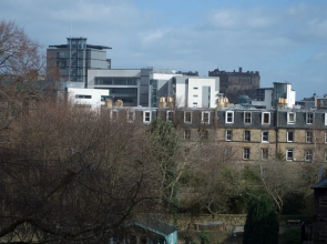 2 Bedroom Apartment With Castle Views