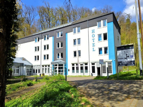Koblenz Hotel Valley Suite With Hot Tub