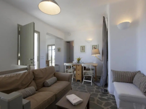 Kallisti Elia · Serene holiday villa - Views, nr Best family Beach