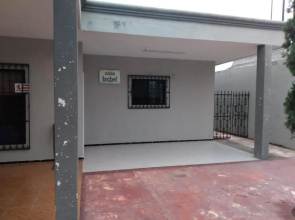 Casa Ixchel 450m to Downtown, Wifi, Hot water, AC