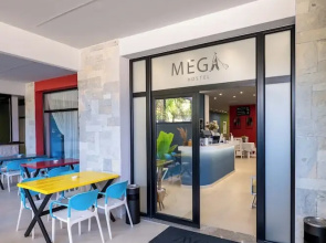 Mega Hostel