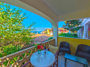 Sea View Village - Studios & Apartments