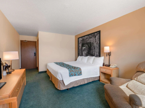 Super 8 by Wyndham Hill City/Mt Rushmore/ Area