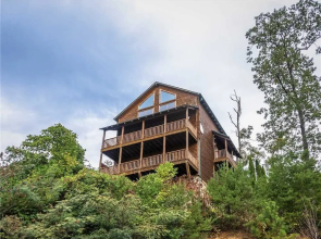 Destinys Heavenly View - Five Bedroom Cabin