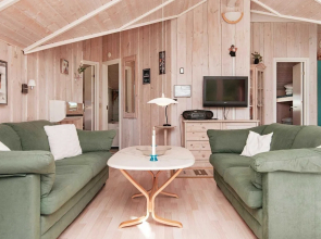 Pleasing Holiday Home in Ebeltoft near Sea