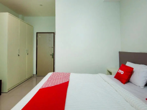 OYO 2382 Wisata Hotel