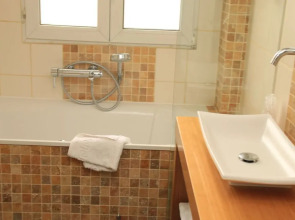 Hotel Excelsior Batignolles