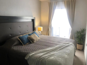 Gualdras Departments with parking 7min to downtown