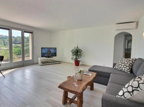 Superbe Appart de 50 m2 face au vieux village