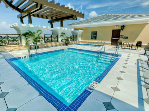 Ramada Plaza by Wyndham Orlando Resort & Suites Intl Drive