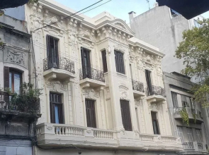 Claridge Hotel