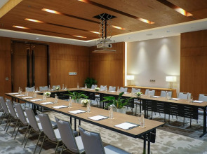 Prince Hotel Da Nang (Formerly Sel de Mer Hotel & Suites)