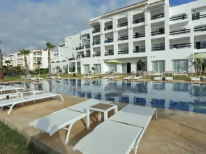 Playa Del Pacha Suites Hotel